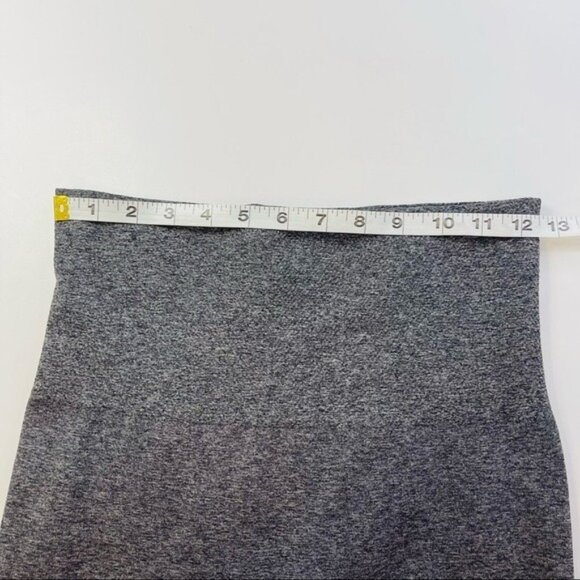 Assets Spanx High Rise Stirrup Leggings Womens L Gray Shapewear Slimming - Picture 4 of 7